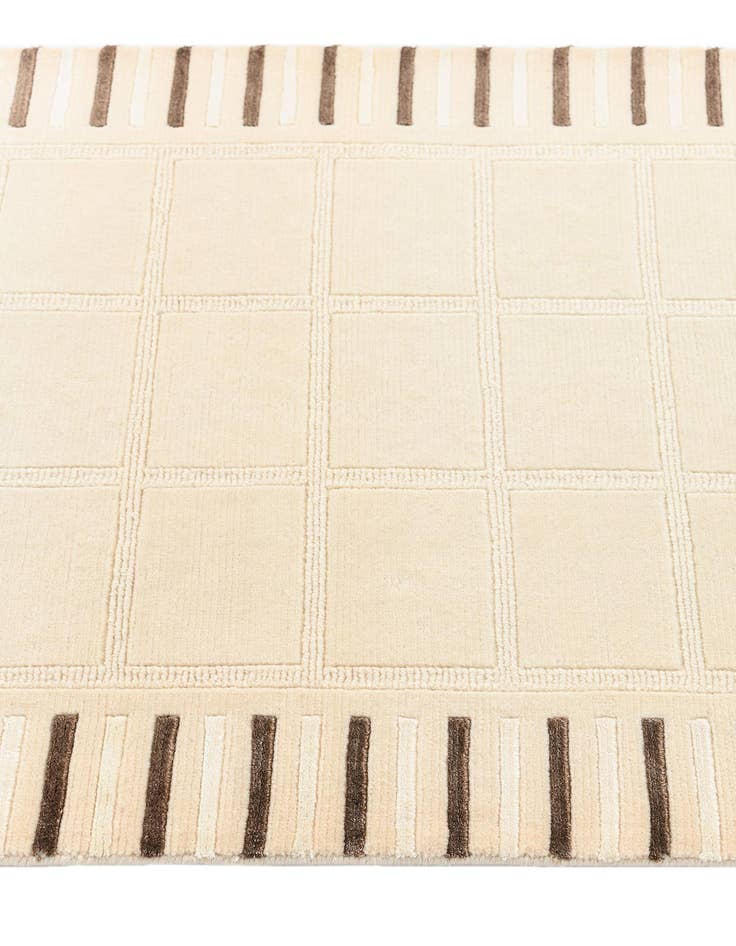 Detail image of  2' 8 x 9' 9 Darya Runner Rug