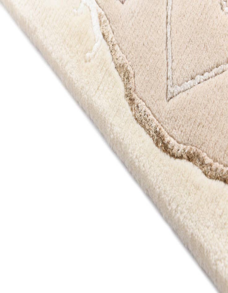 Detail image of  2' 11 x 9' 8 Darya Runner Rug