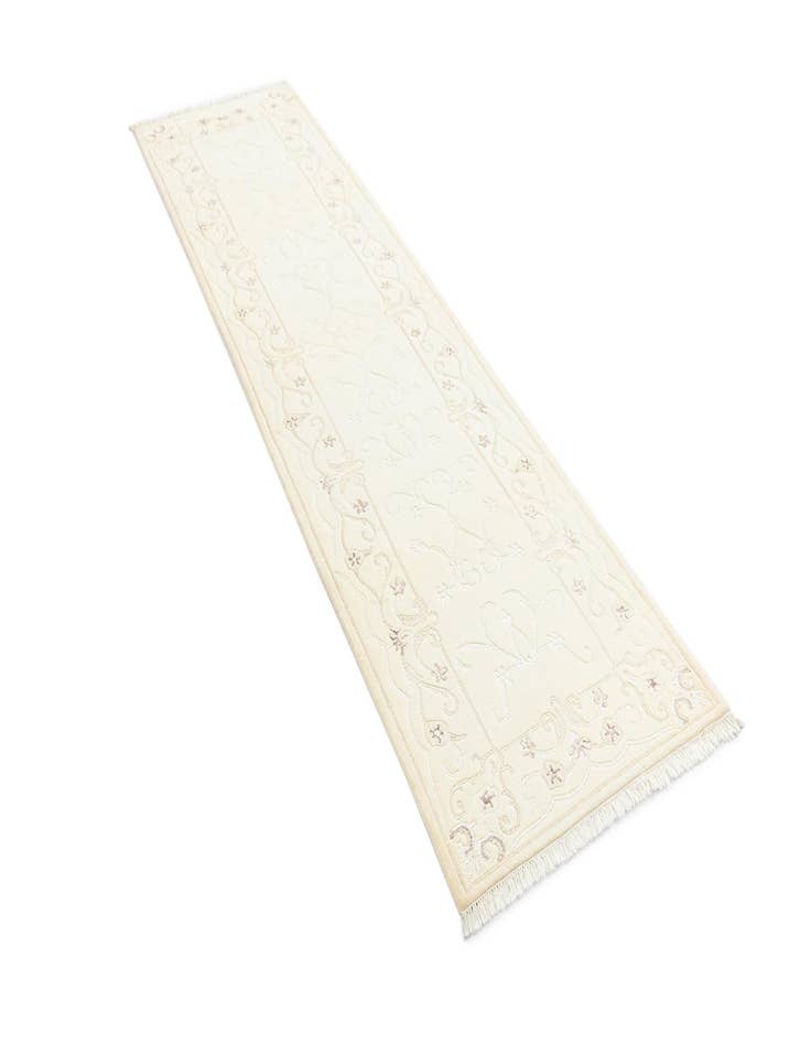 Detail image of  2' 8 x 10' Darya Runner Rug