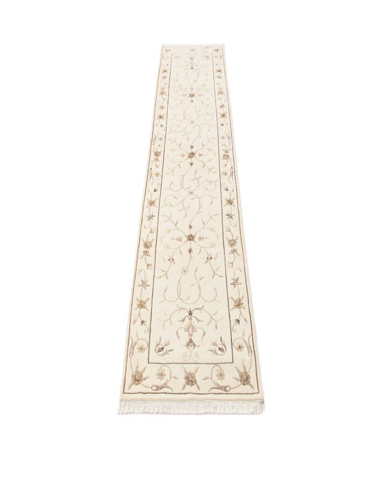 Detail image of  2' 7 x 10' Darya Runner Rug