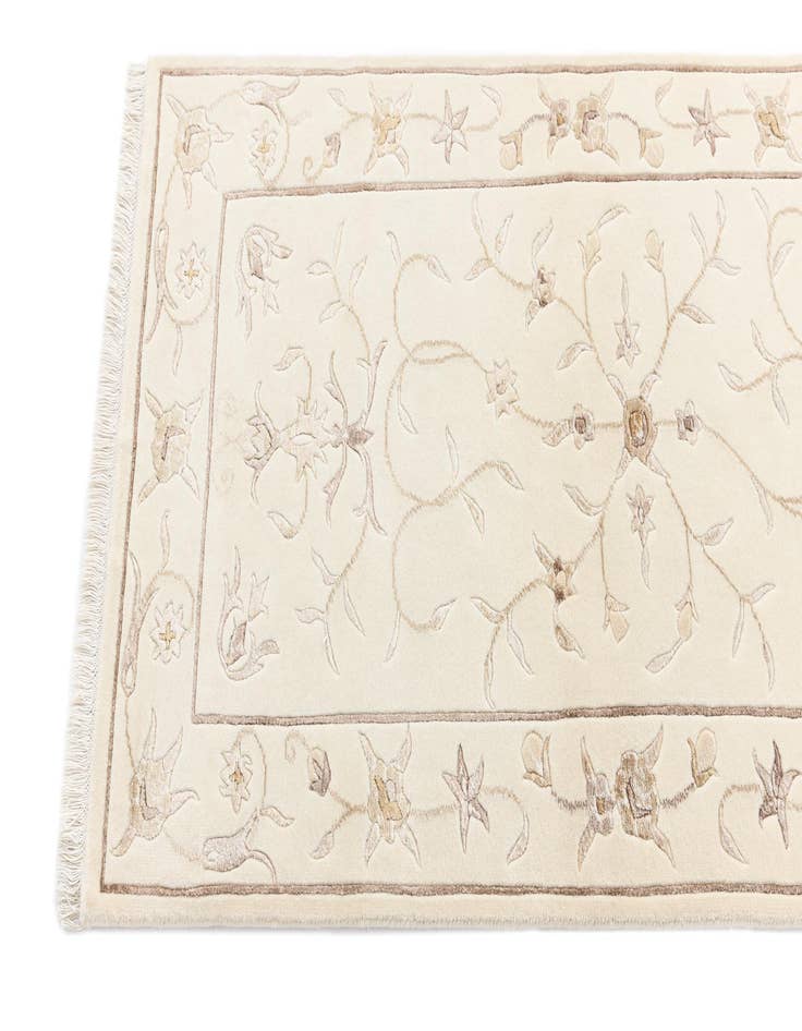 Detail image of  2' 7 x 10' Darya Runner Rug