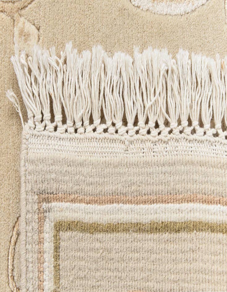 Detail image of  2' 7 x 9' 8 Darya Runner Rug