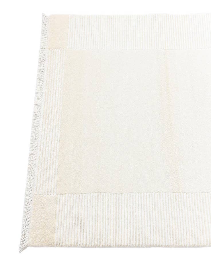 Detail image of  2' 6 x 9' 9 Darya Runner Rug