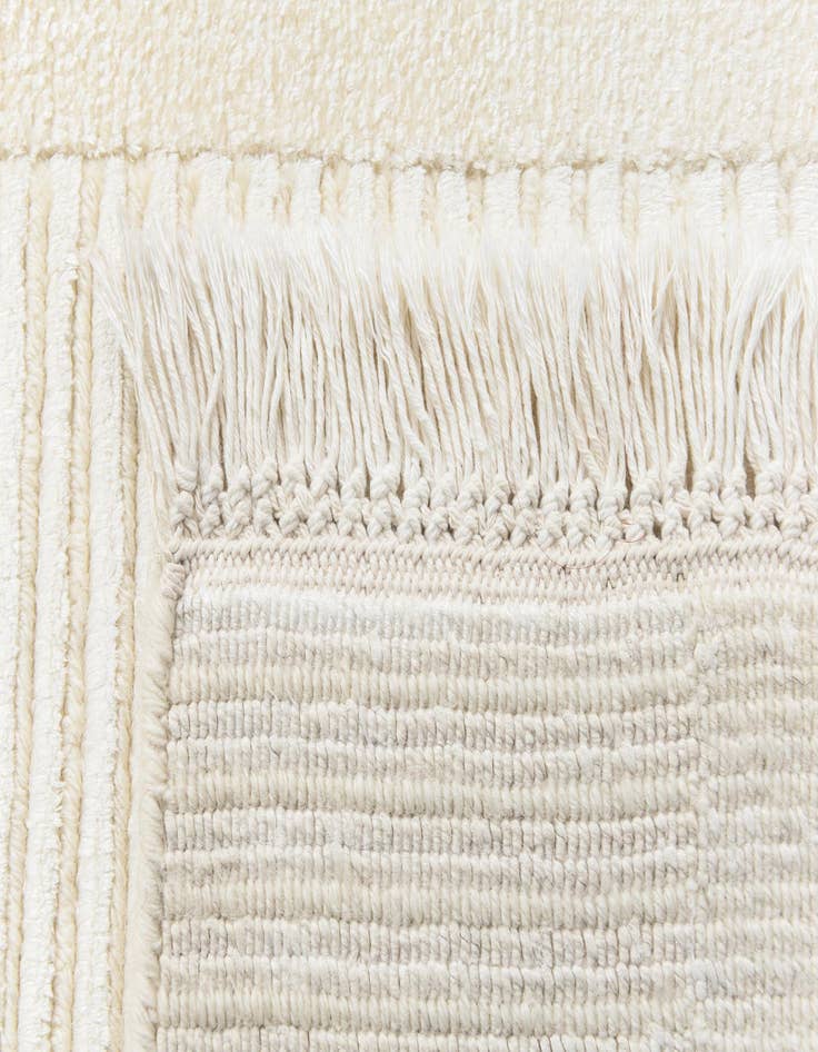 Detail image of  2' 6 x 9' 9 Darya Runner Rug