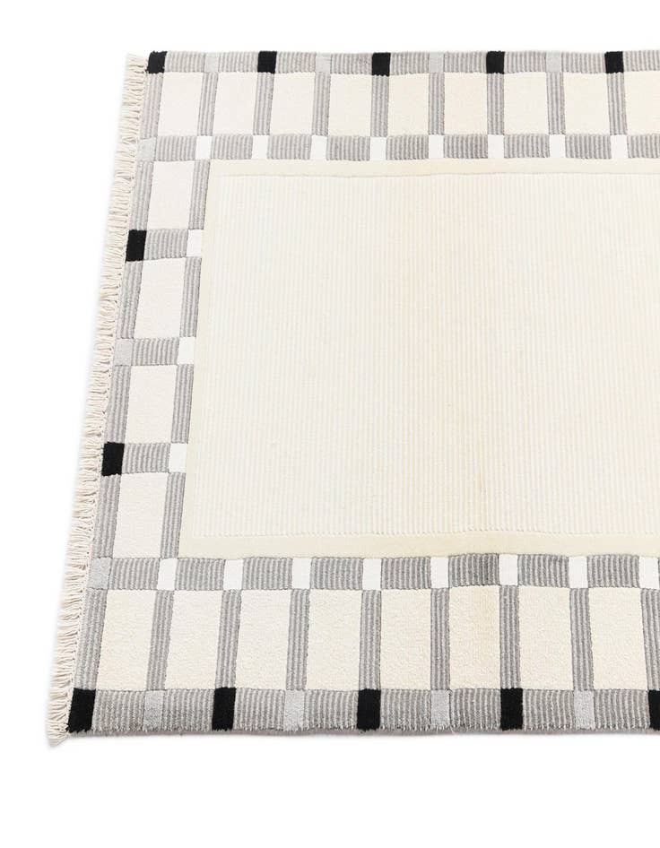 Detail image of  2' 7 x 9' 10 Darya Runner Rug