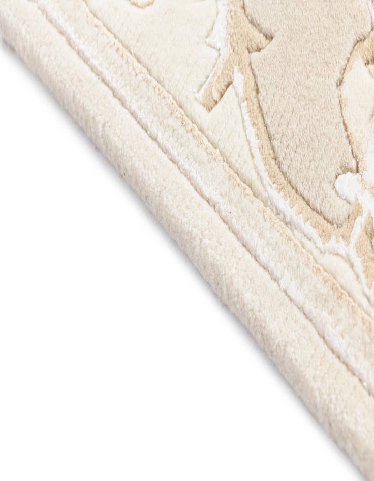 Detail image of  2' 10 x 10' Darya Runner Rug