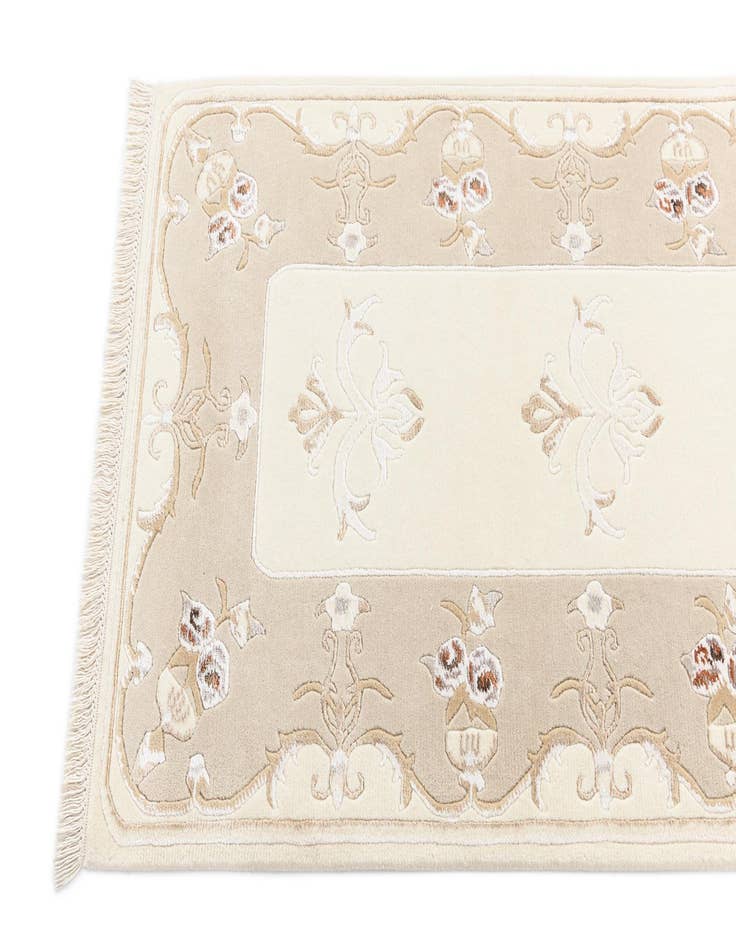 Detail image of  2' 8 x 9' 10 Darya Runner Rug