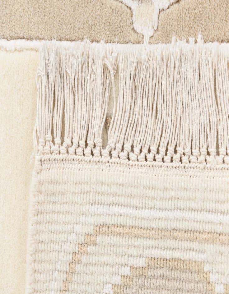 Detail image of  2' 8 x 9' 10 Darya Runner Rug