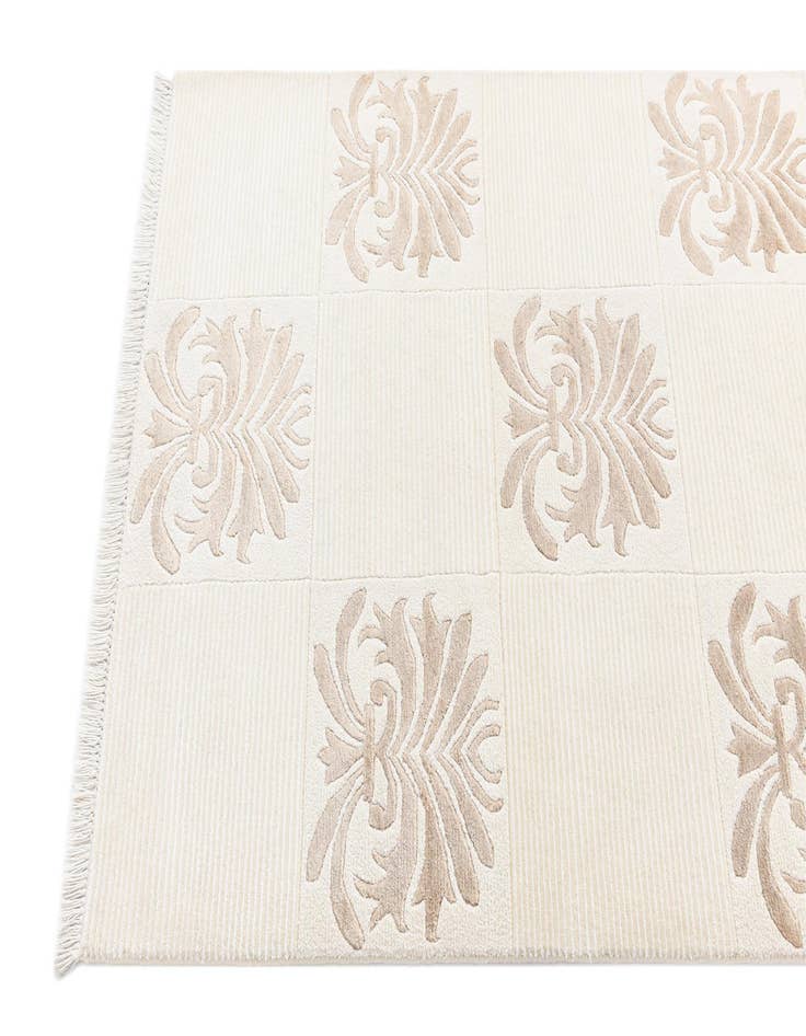 Detail image of  3' 4 x 10' Darya Runner Rug