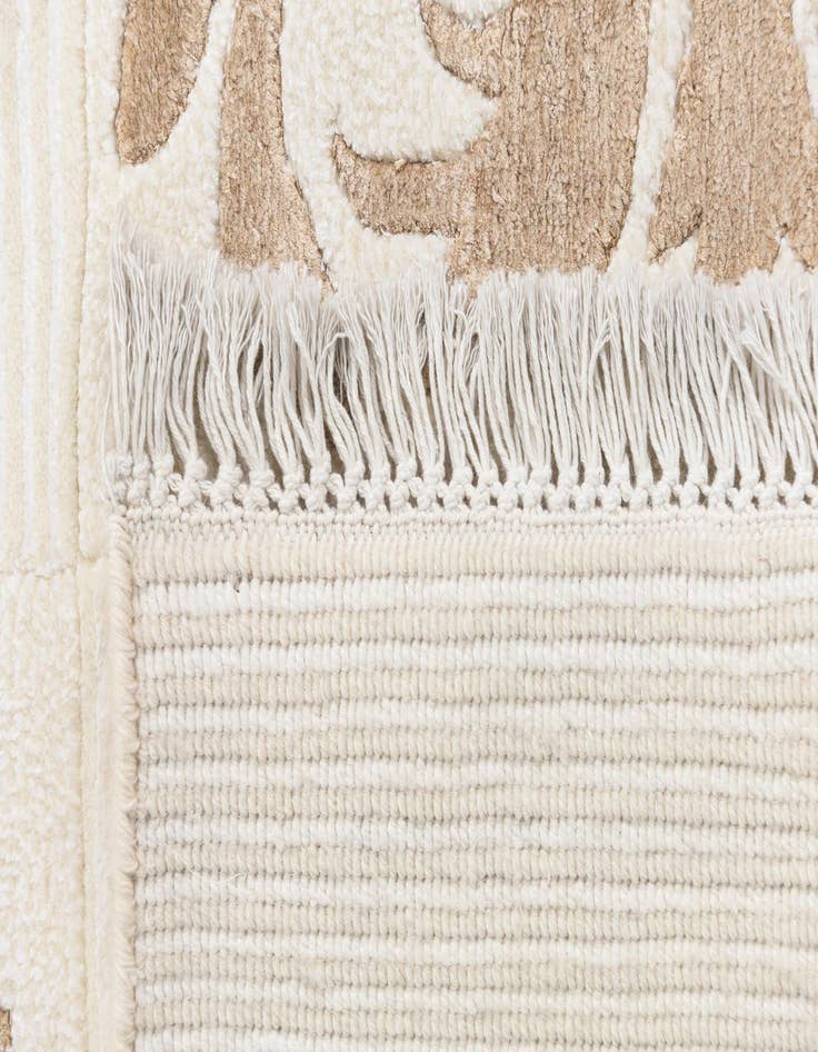 Detail image of  3' 4 x 10' Darya Runner Rug
