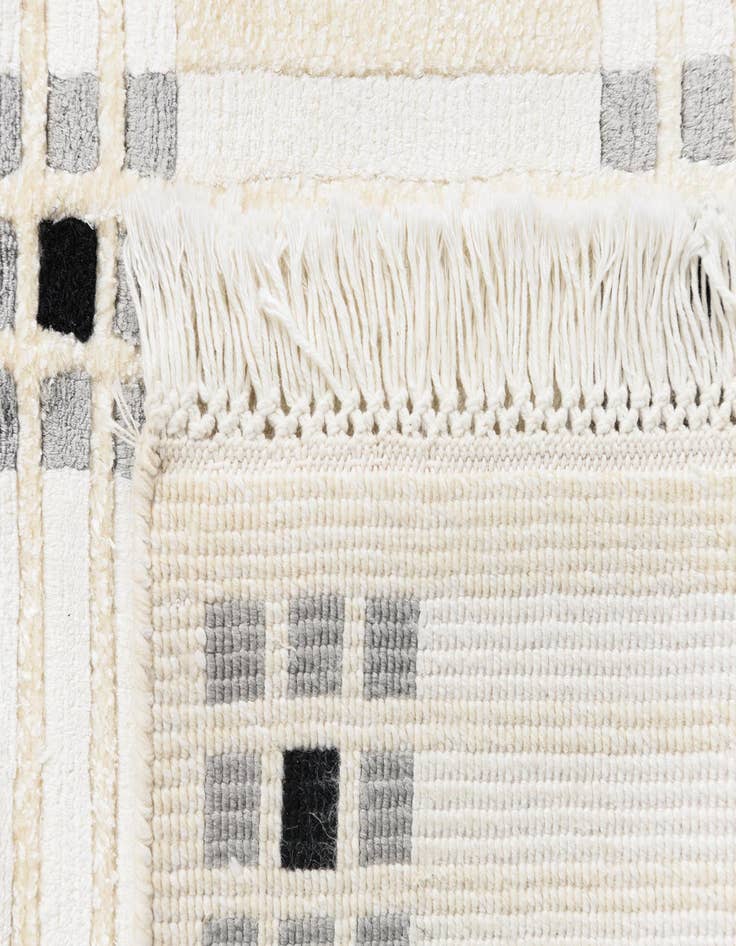 Detail image of  2' 8 x 9' 9 Darya Runner Rug