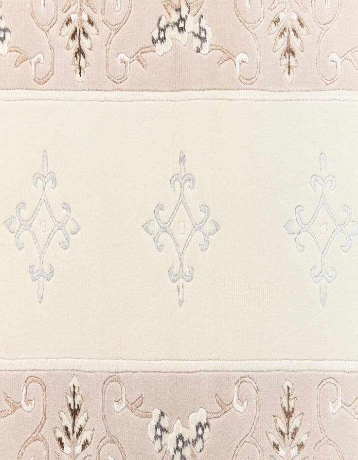 Detail image of  2' 10 x 8' 8 Darya Runner Rug