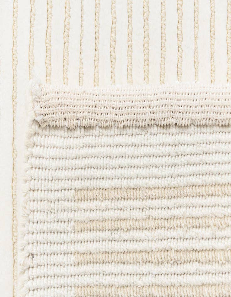 Detail image of  2' 9 x 9' 10 Darya Runner Rug