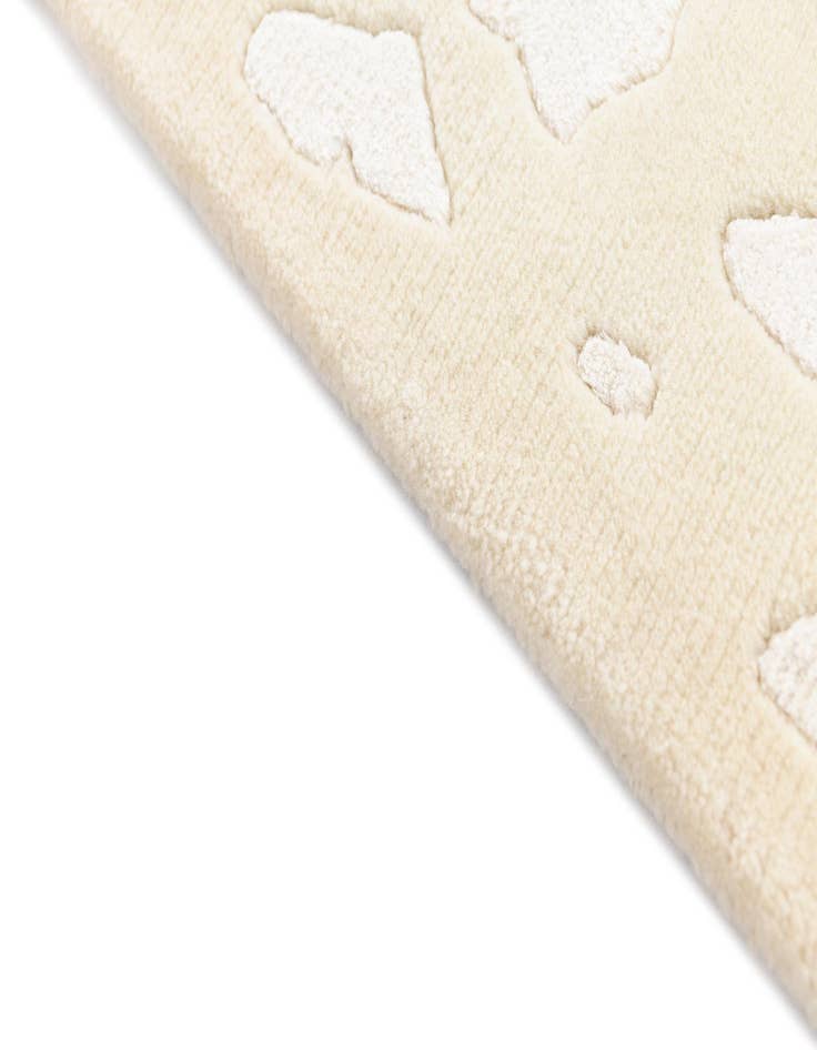 Detail image of  2' 9 x 9' 10 Darya Runner Rug