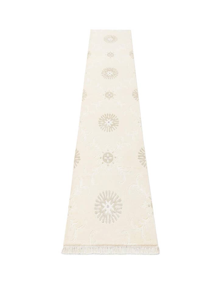 Detail image of  2' 7 x 9' 8 Darya Runner Rug