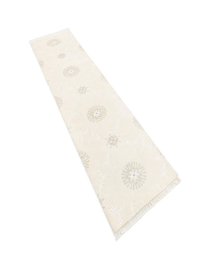 Detail image of  2' 7 x 9' 9 Darya Runner Rug