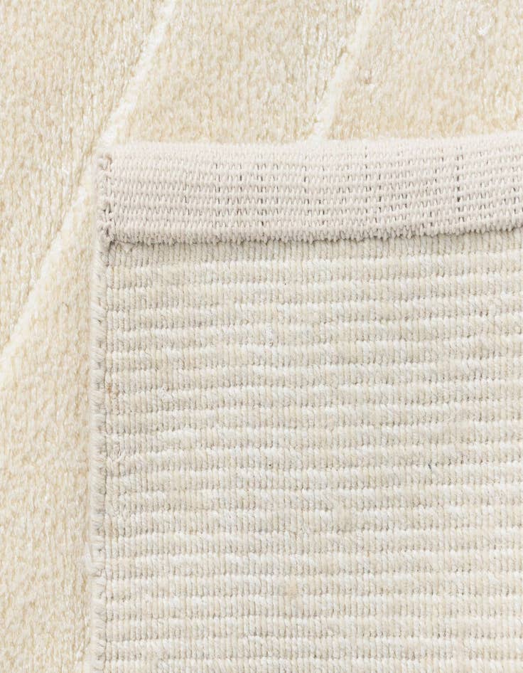 Detail image of  2' 9 x 12' 9 Darya Runner Rug