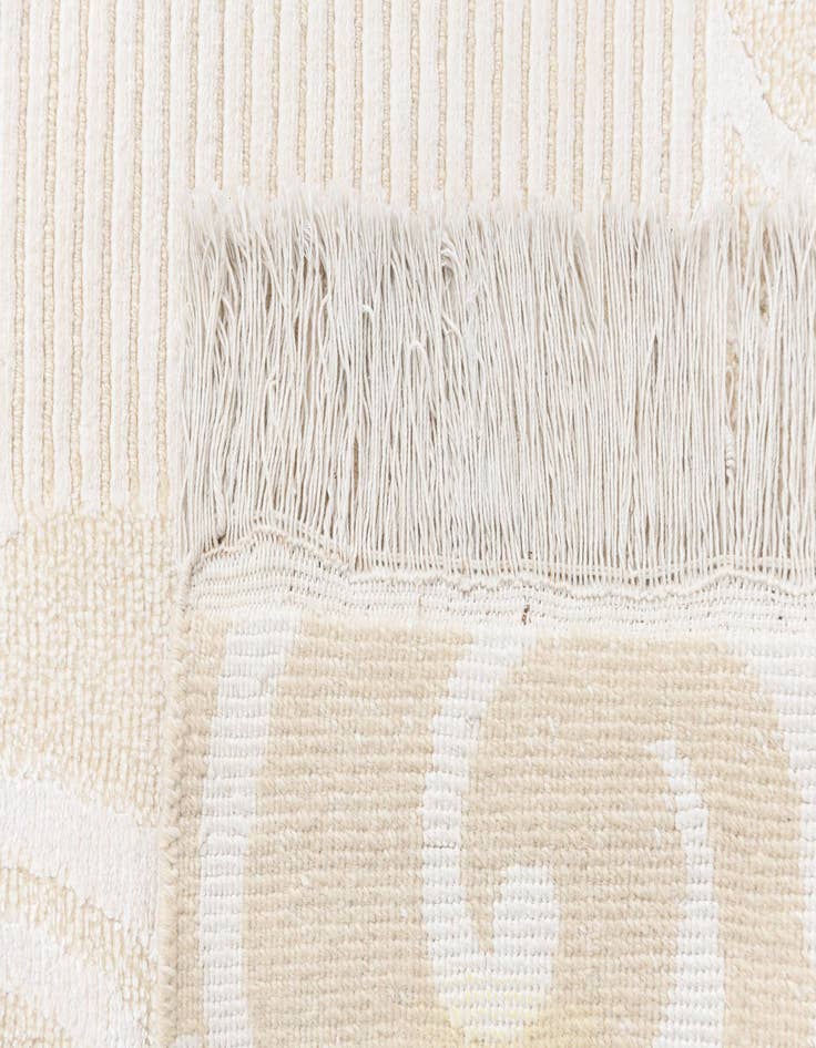 Detail image of  2' 9 x 13' Darya Runner Rug