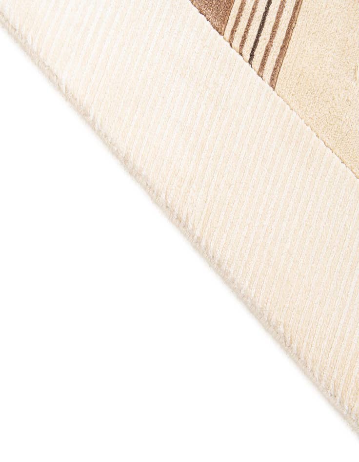 Detail image of  2' 7 x 13'  Hand Knotted Darya Runner Rug