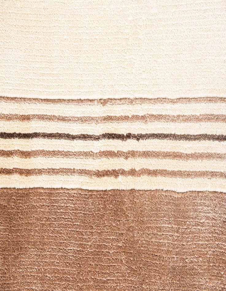 Detail image of  2' 7 x 13'  Hand Knotted Darya Runner Rug