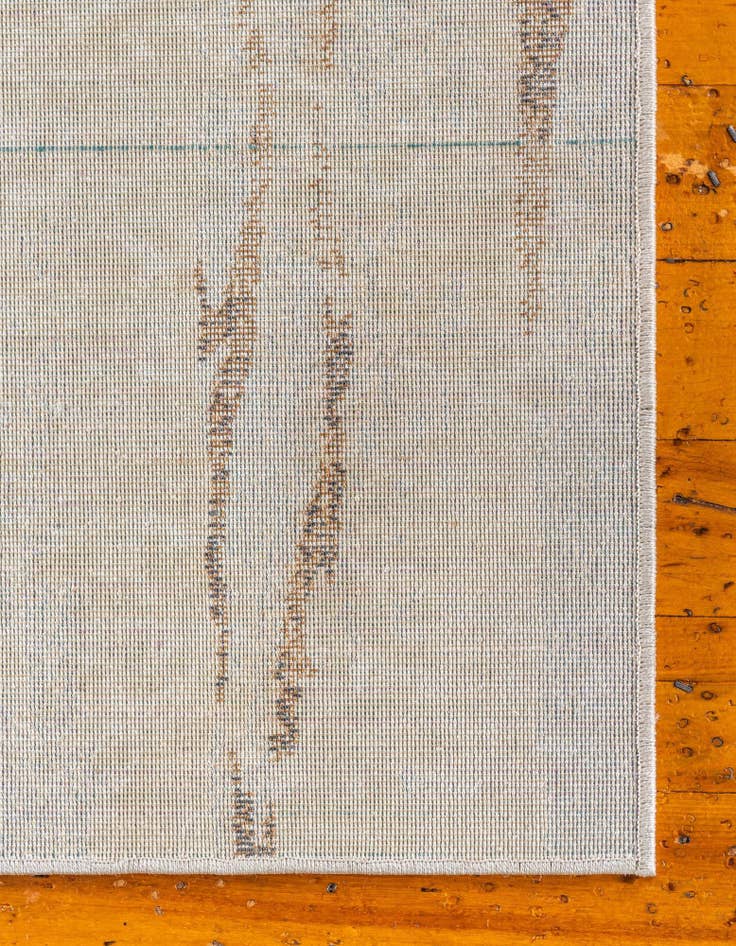 Detail image of  2' 7 x 10' Delilah Runner Rug
