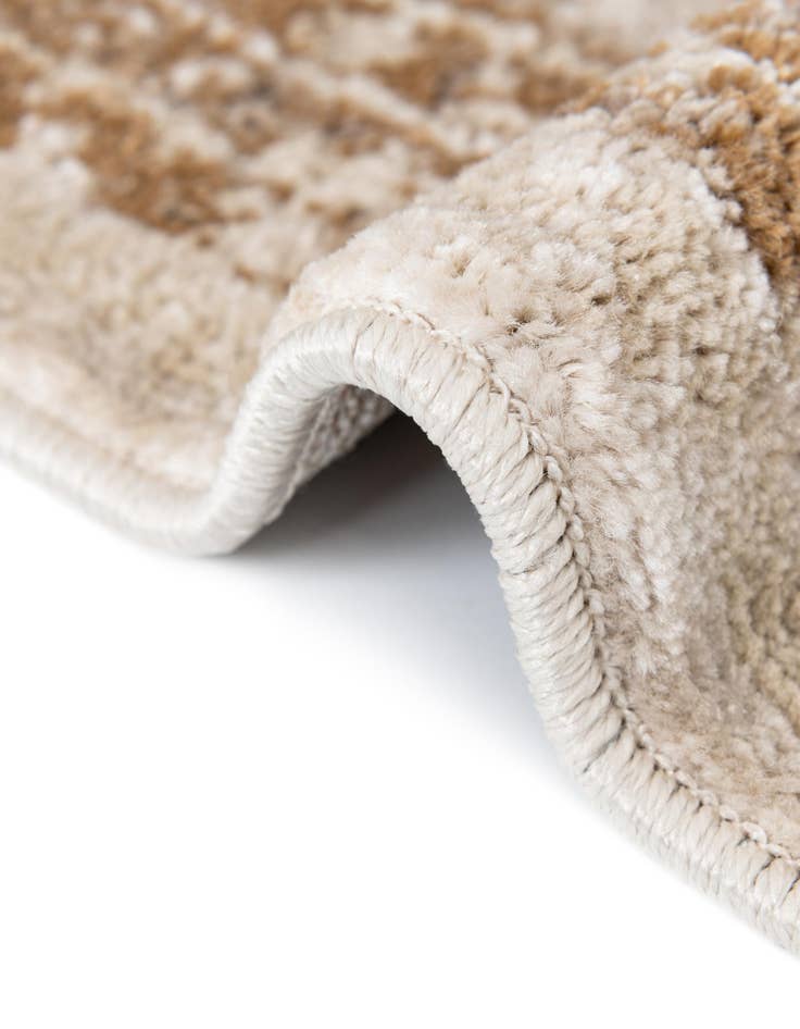 Detail image of  2' 7 x 10' Eden Runner Rug