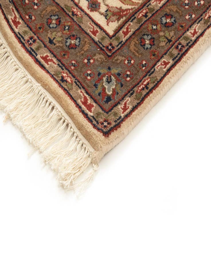 Detail image of  2' 8 x 11' 4 Ekbatan Runner Rug