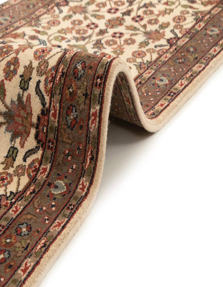 Detail image of  2' 8 x 11' 4 Ekbatan Runner Rug