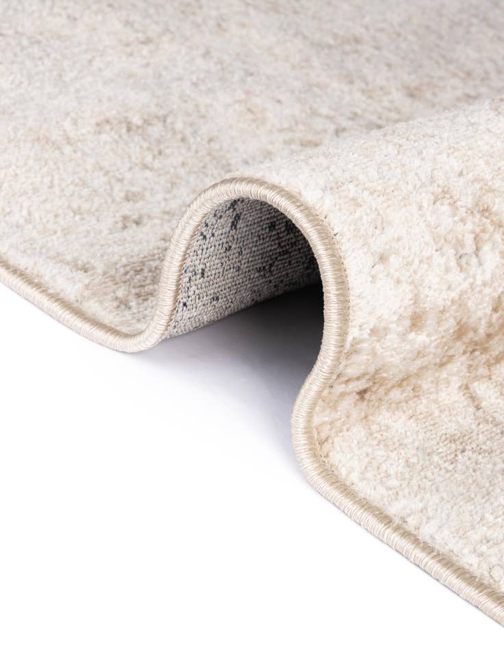 Detail image of  2' x 6' 9 Eliza Runner Rug