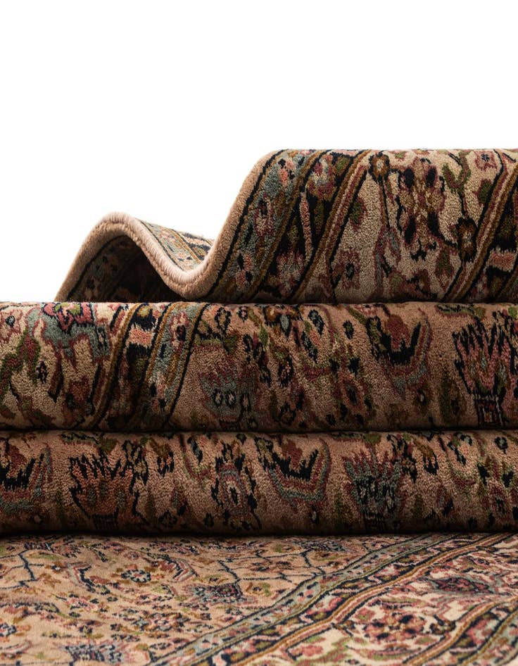 Detail image of  5' 6 x 11' 1  Hand Knotted Farahan Wool Runner Rug