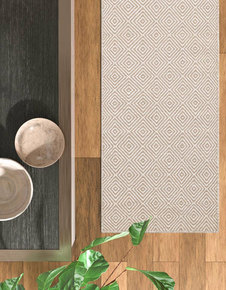 Detail image of  2' 7 x 12'  Hand Woven Geo Trellis Flatweave Runner Rug