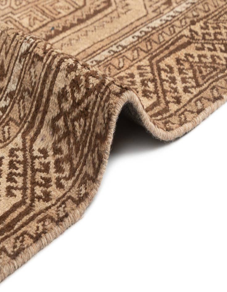 Detail image of  3' 7 x 9' 10 Hamedan Runner Rug