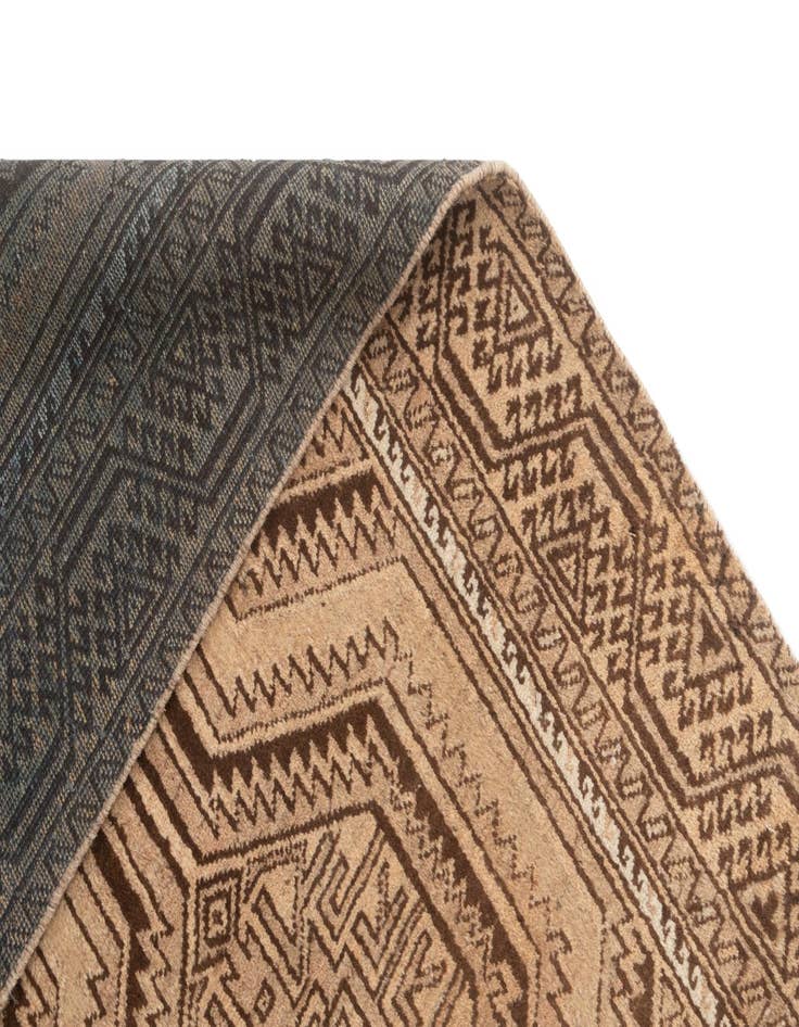 Detail image of  3' 7 x 9' 10 Hamedan Runner Rug