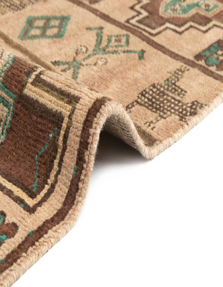 Detail image of  3' 3 x 7' 1 Hamedan Runner Rug