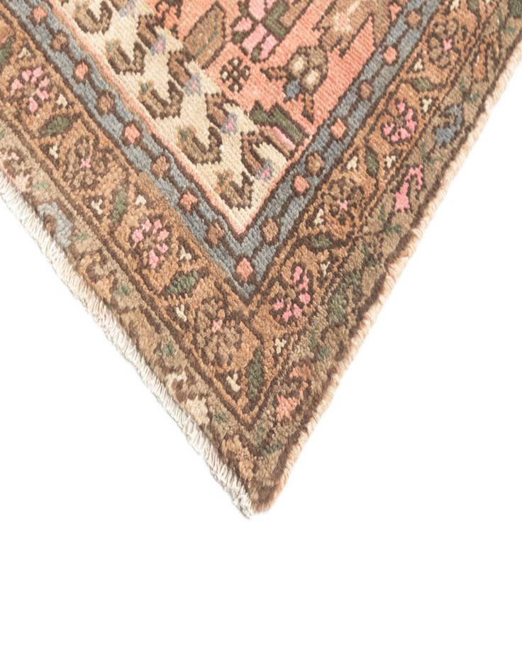 Detail image of  3' 3 x 9' 6 Hamedan Runner Rug