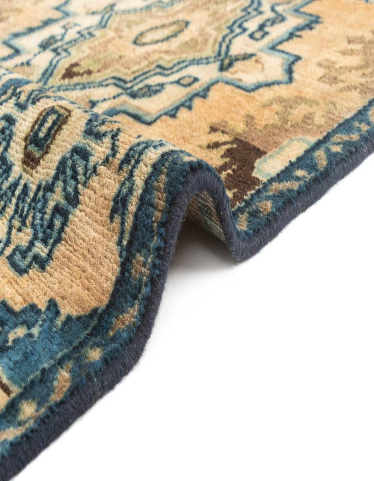 Detail image of  2' 7 x 7' 5 Hamedan Runner Rug