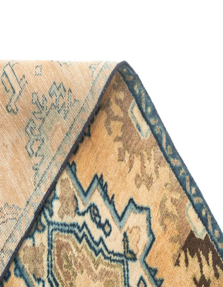 Detail image of  2' 7 x 7' 5 Hamedan Runner Rug