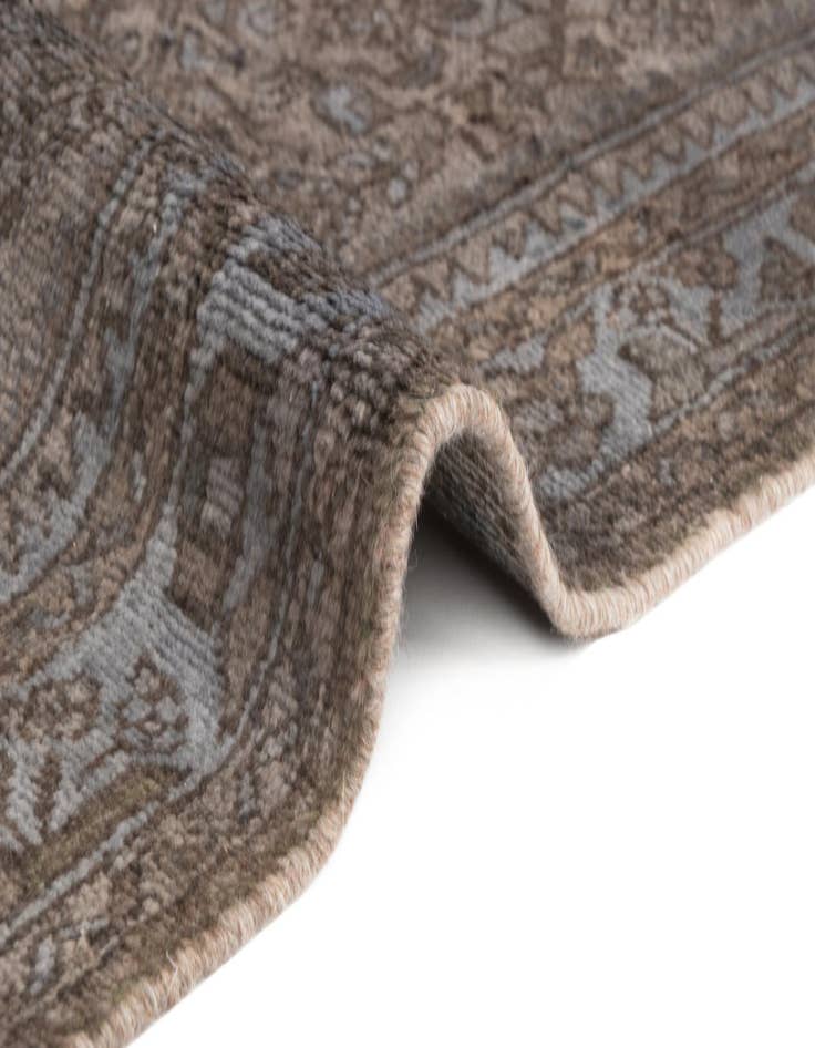 Detail image of  2' 7 x 9' 1 Hamedan Runner Rug