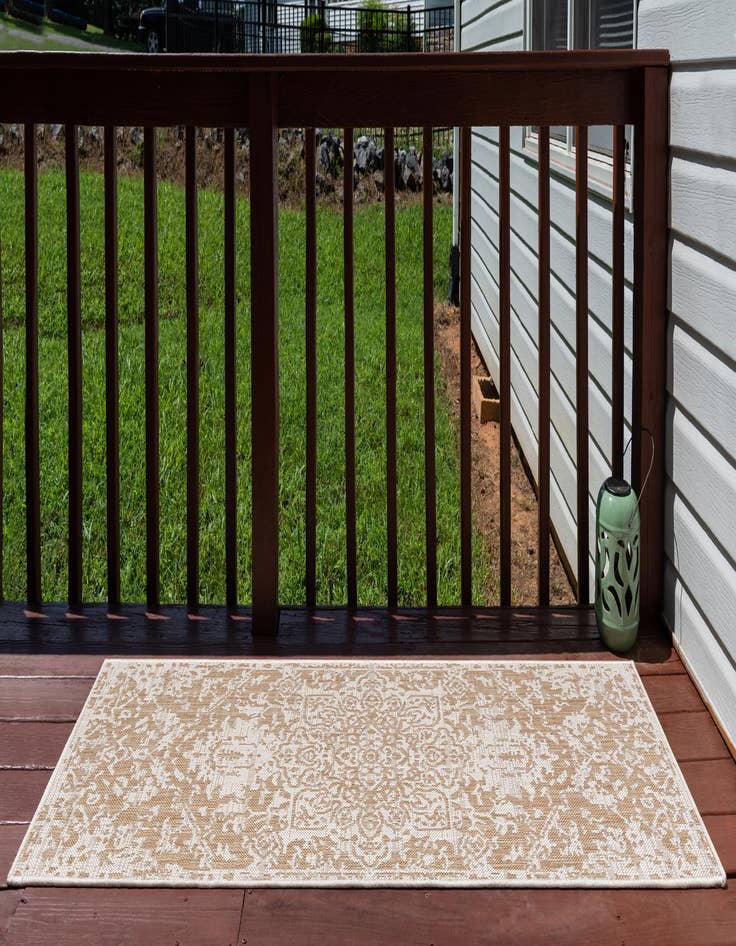 Detail image of  2' x 6'  Washable Jill Zarin Dubai Indoor / Outdoor Runner Rug