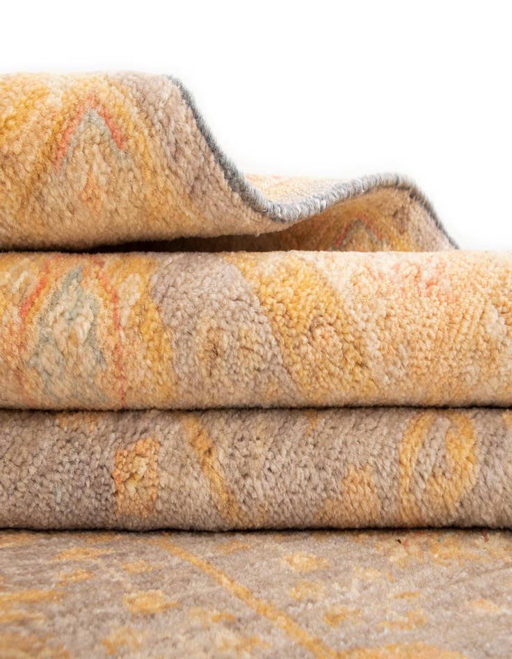 Detail image of  4' 8 x 11' 4 Kaizar Wool Runner Rug