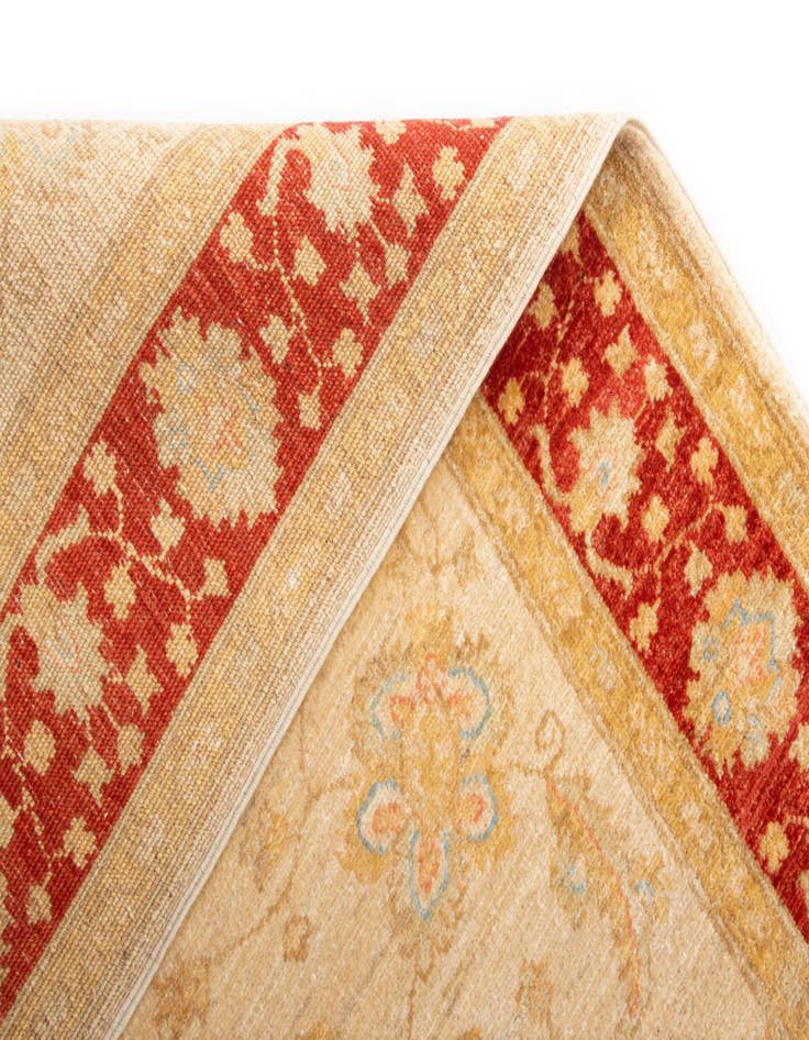 Detail image of  4' x 11' 7 Kaizar Wool Runner Rug