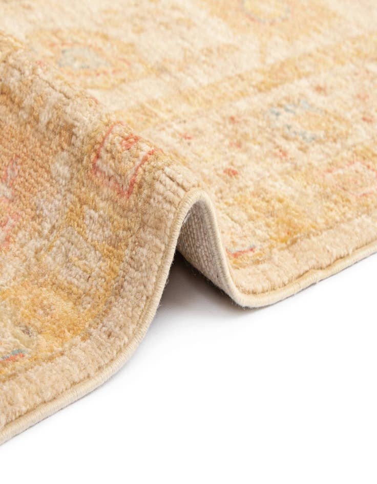 Detail image of  4' 8 x 11' 5 Kaizar Wool Runner Rug