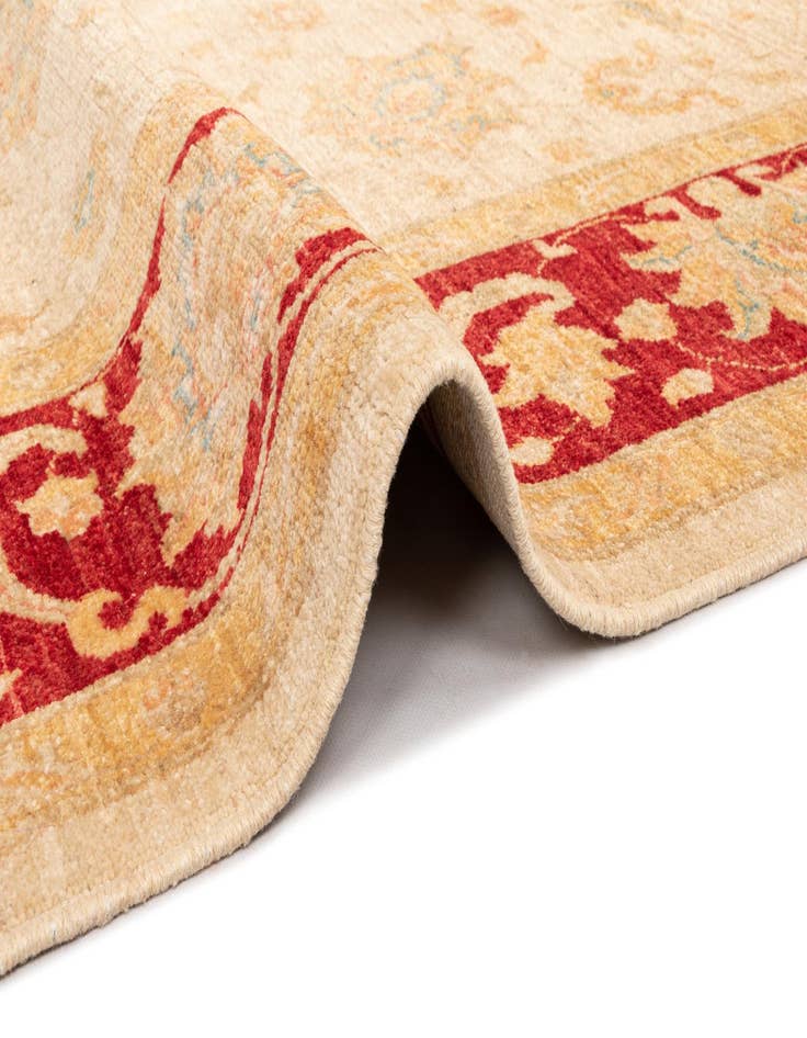 Detail image of  7' 5 x 17' 11 Kaizar Runner Rug