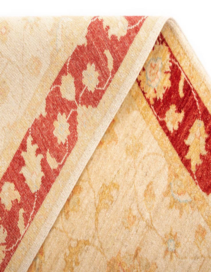 Detail image of  2' 8 x 11' 1 Kaizar Wool Runner Rug