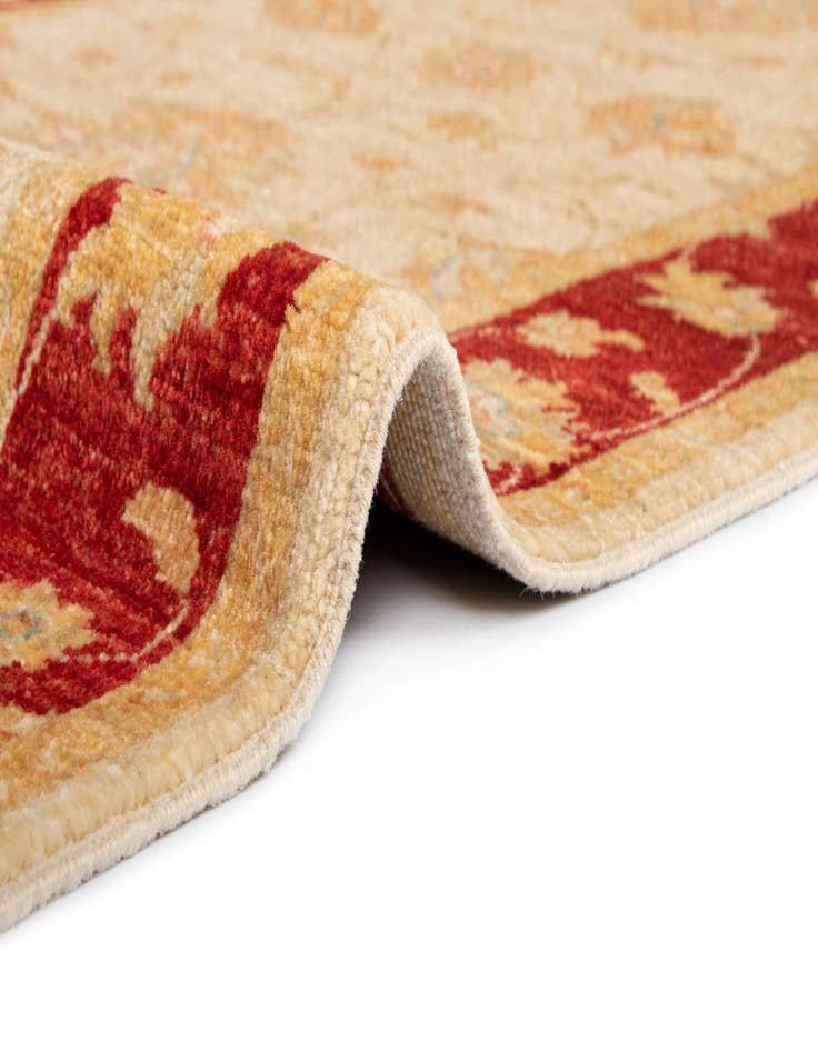 Detail image of  2' 8 x 11' 1 Kaizar Wool Runner Rug