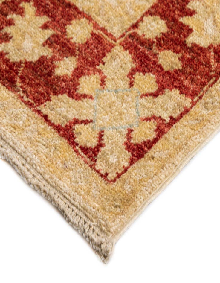 Detail image of  2' 7 x 14' 8 Kaizar Wool Runner Rug