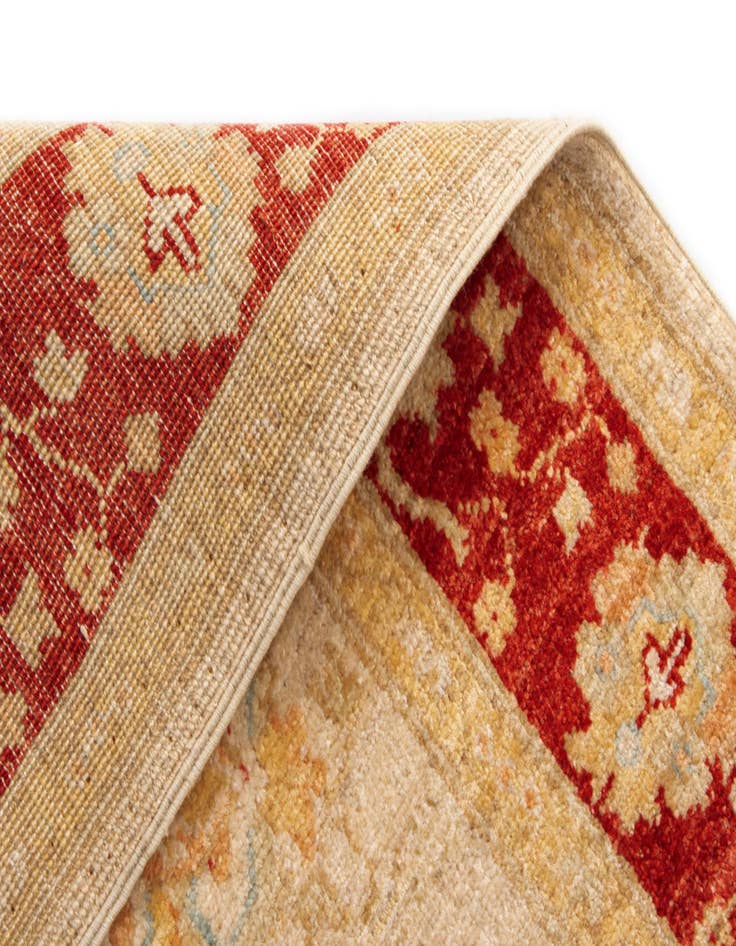 Detail image of  3' 11 x 13' 5 Kaizar Wool Runner Rug