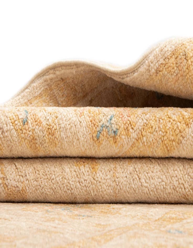 Detail image of  4' x 13' 7 Kaizar Wool Runner Rug