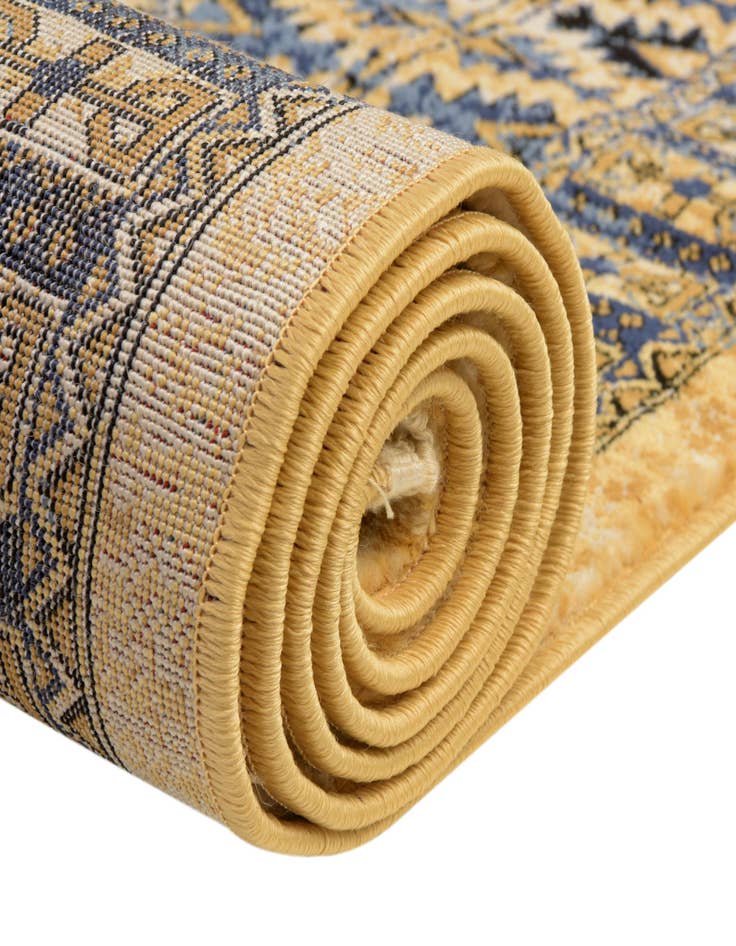 Detail image of  2' 2 x 6' Kennedy Runner Rug