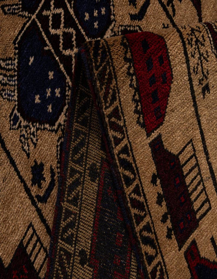 Detail image of  2' 2 x 9' 6  Hand Knotted Lahour Oriental Wool Runner Rug